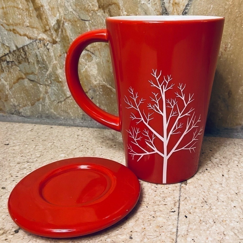 David’s Tea The Perfect Mug Set: Red ceramic mug with white tree design and lid - Picture 10 of 12